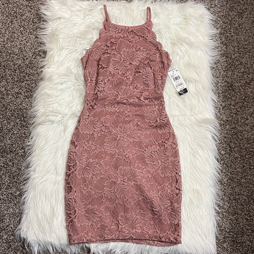 NWT BCX Mauve Scalloped Lace Mini Bodycon Dress Size 1 Juniors